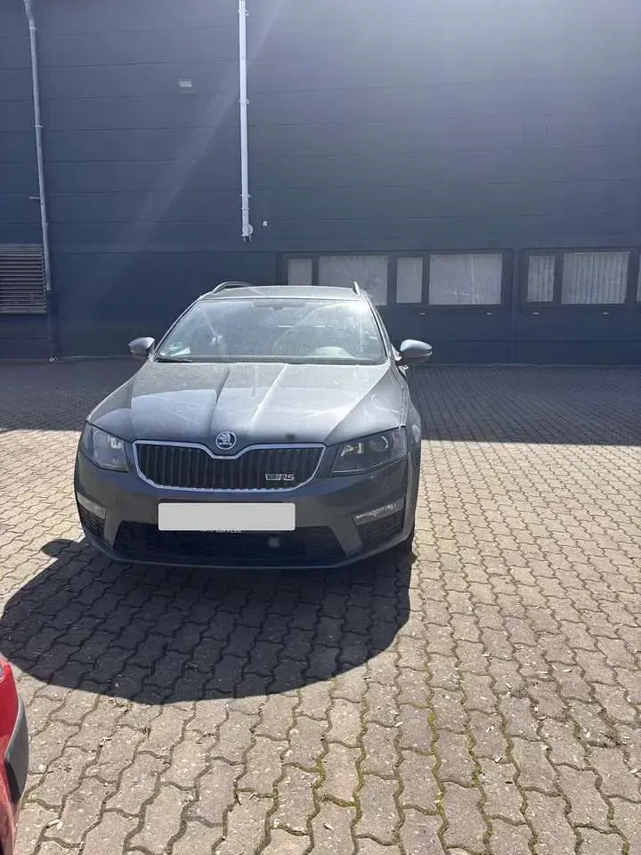 Gebraucht Skoda Octavia RS 184 PS (135 kW) 2015 Grau Kombi