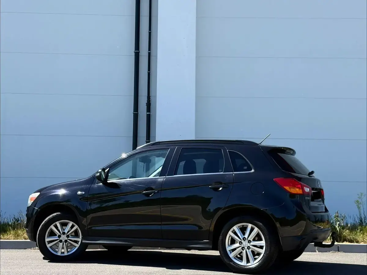 Gebraucht Mitsubishi ASX Top 150 PS (110 kW) 2014 Schwarz SUV