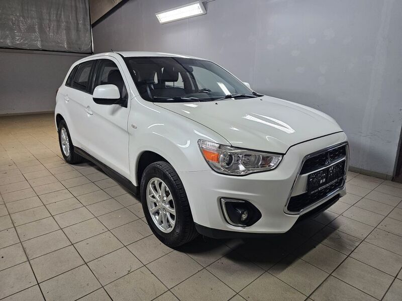 Weiß Gebraucht 2013 Mitsubishi ASX Invite SUV | 7.900 € (Fairer Preis) - Bild 1/4