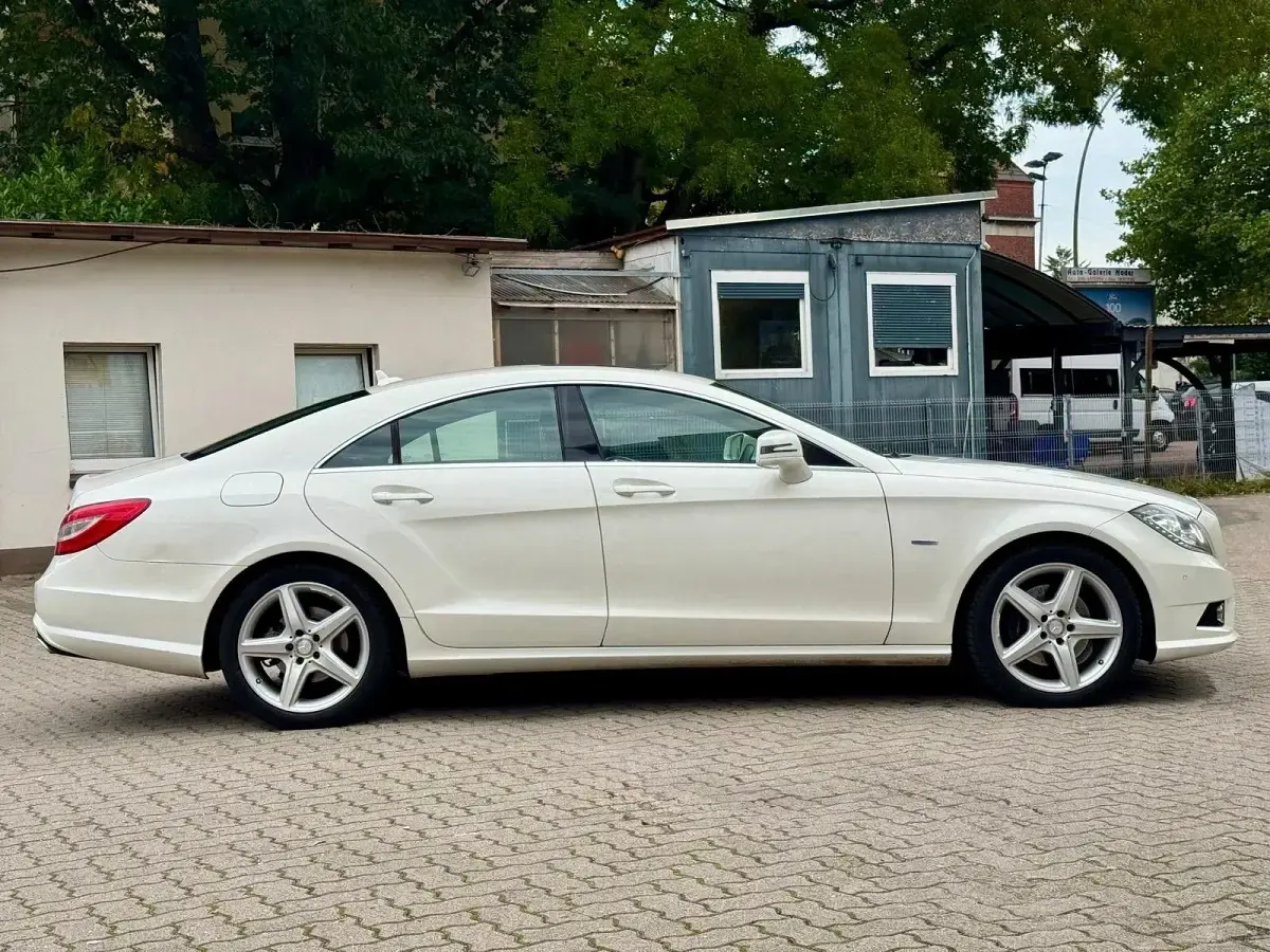 Gebraucht Mercedes CLS350 265 PS (194 kW) 2012 Weiß Coupé