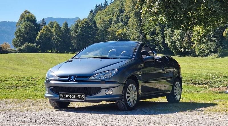 Grau Gebraucht 2006 Peugeot 206 CC Cabrio | 3.600 € (Teuer) - Bild 1/4