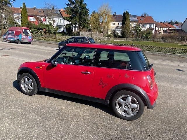 Gebraucht Mini ONE 90 PS (66 kW) 2002 Rot Kleinwagen