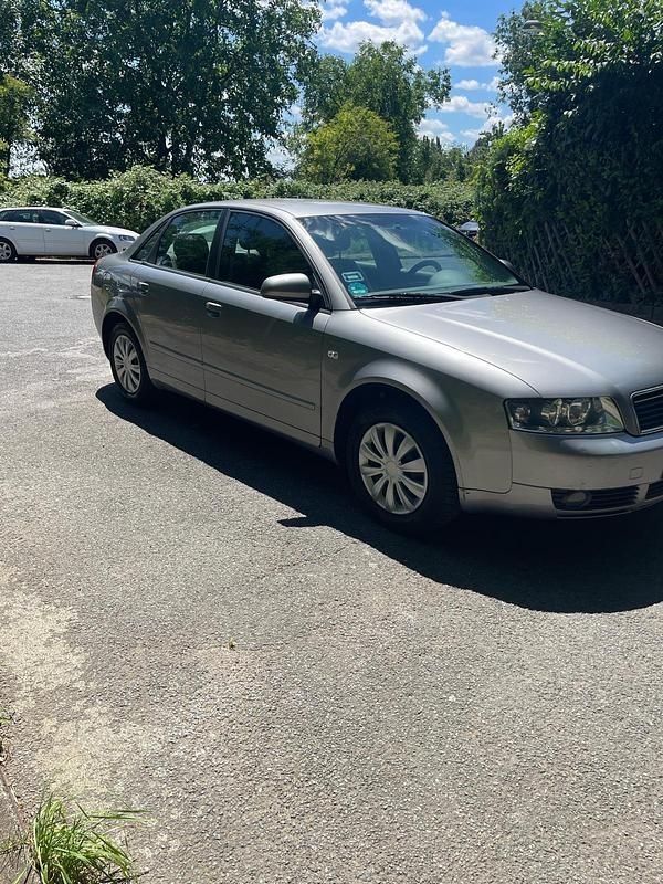 Gebraucht Audi A4 150 PS (110 kW) 2003 Silber Limousine
