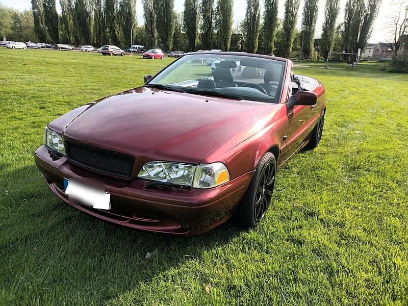Gebraucht Volvo C70 239 PS (175 kW) 2002 Rot Cabrio