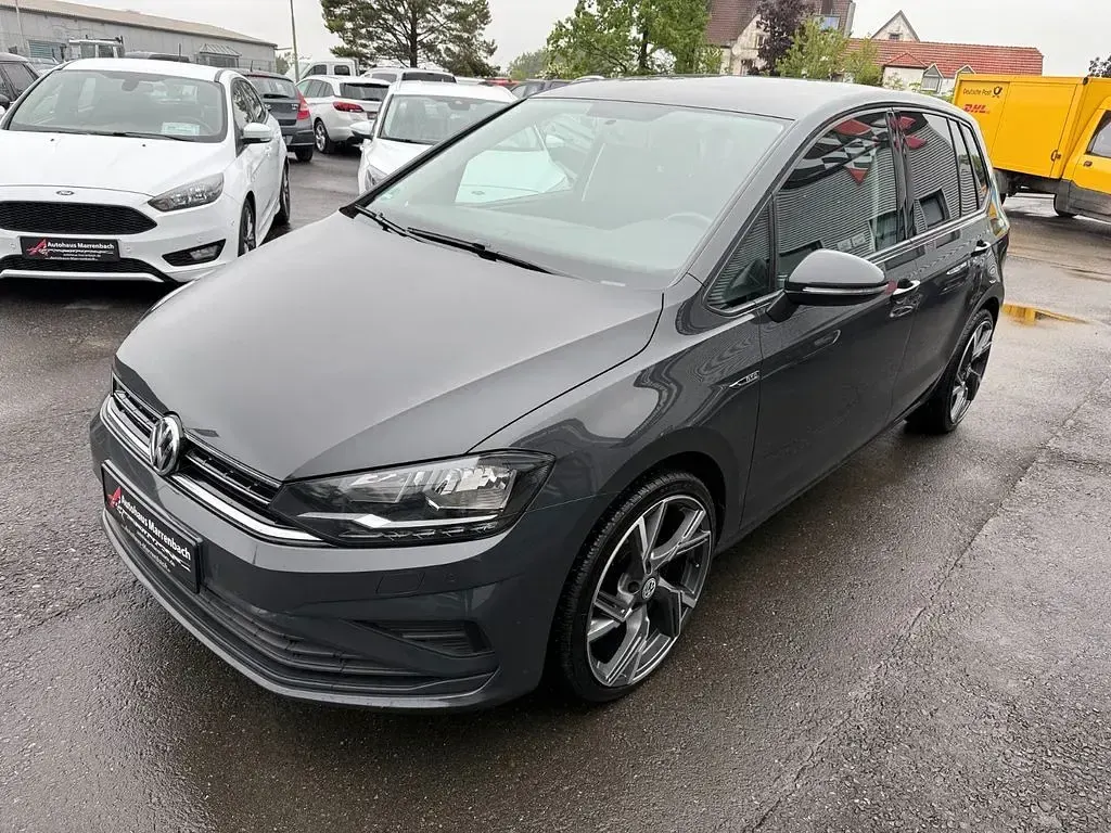 Gebraucht VW Golf VII Trendline 116 PS (85 kW) 2018 Grau Limousine
