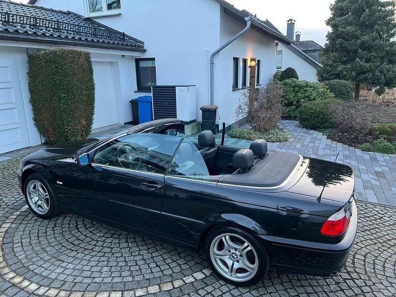 Gebraucht BMW 323 Cabriolet Performance 170 PS (125 kW) 2000 Schwarz Cabrio