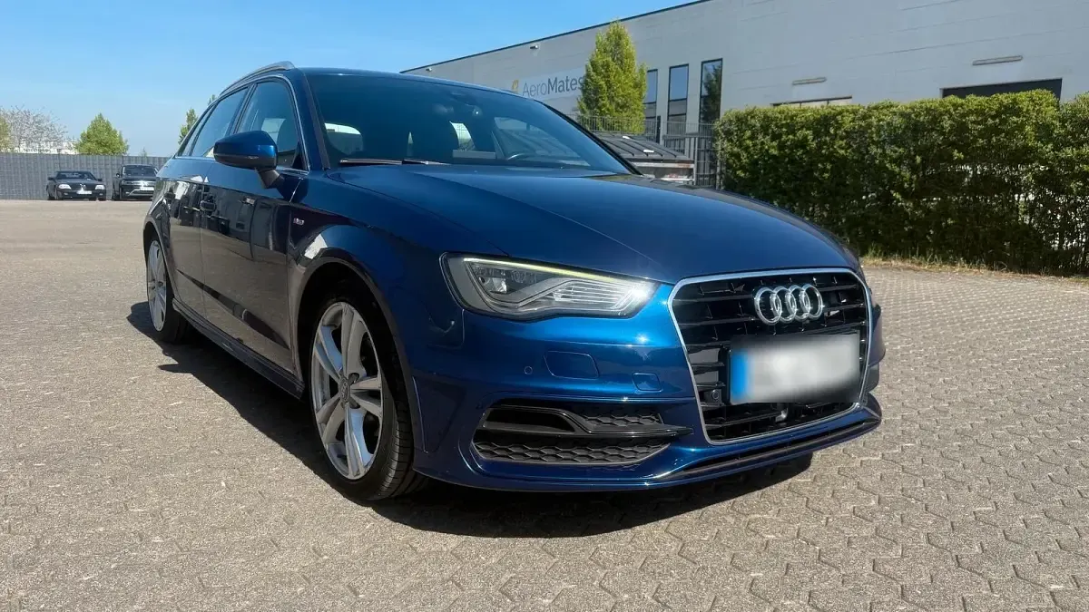 Gebraucht Audi A3 Sportback S-line plus 150 PS (110 kW) 2015 Blau Kleinwagen
