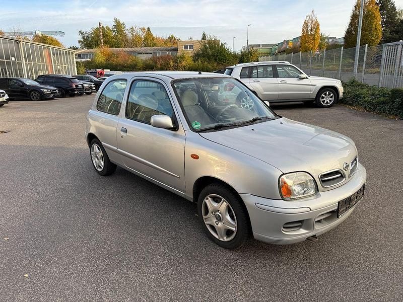 Silber Gebraucht 2002 Nissan Micra Kleinwagen | 900 € (Superpreis) - Bild 1/4