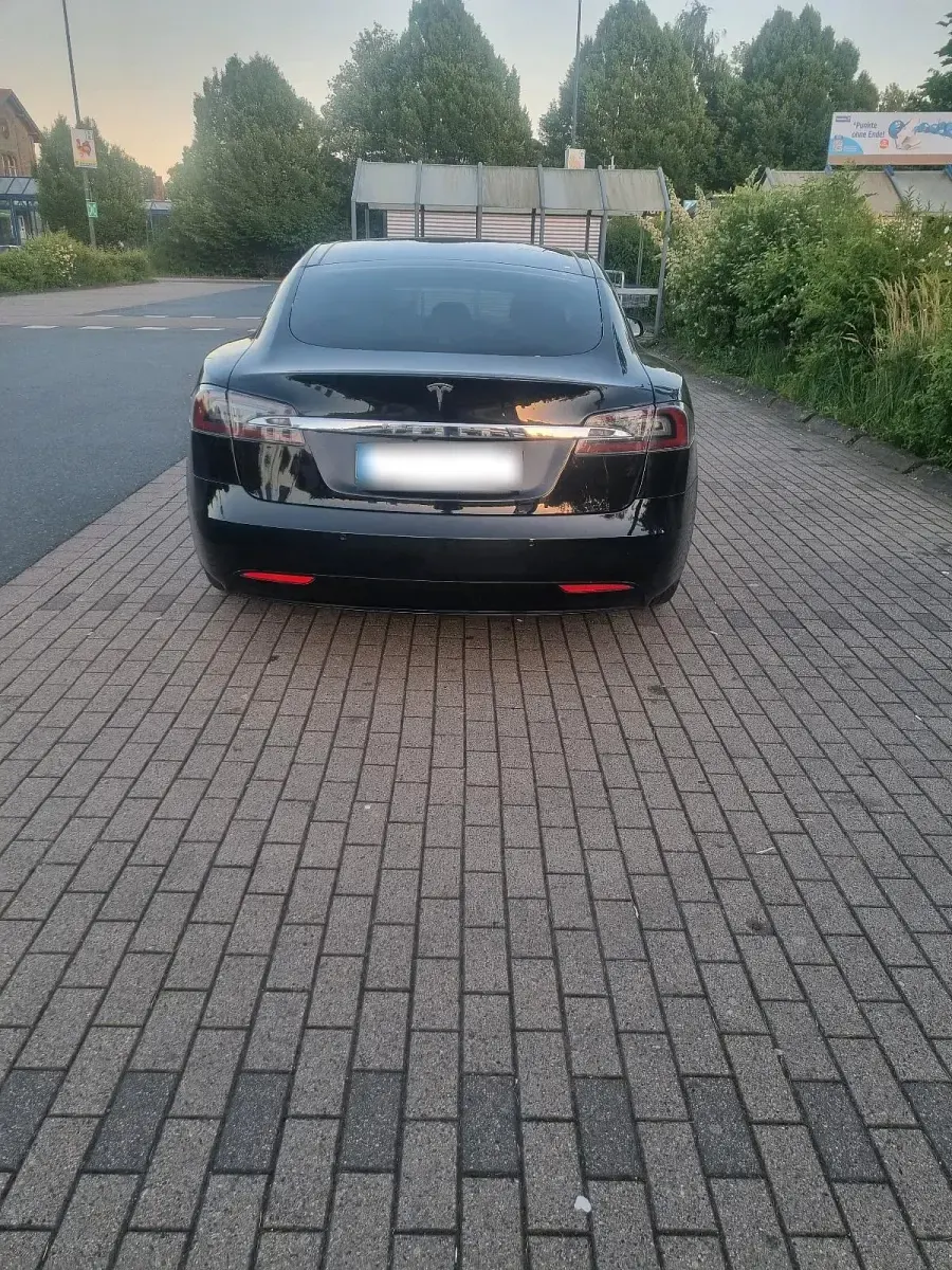 Gebraucht Tesla Model S 385 kW (524 PS) 2018 Andere farben Kleinwagen