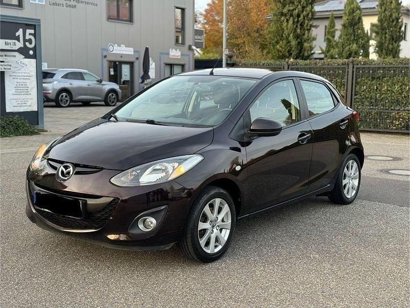 Violet Gebraucht 2012 Mazda 2 Limousine | 3.399 € (Guter Preis) - Bild 1/4