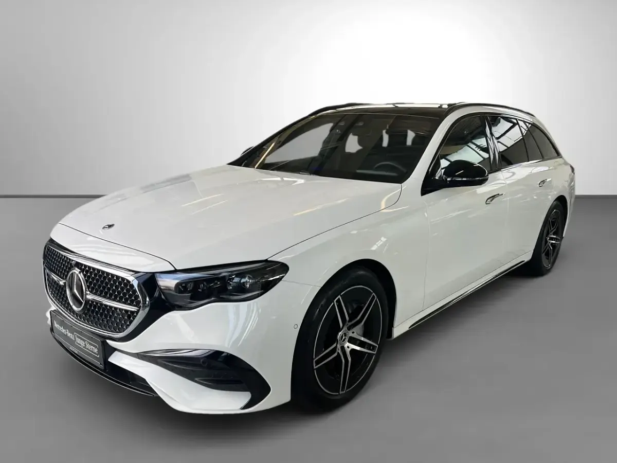 Gebraucht Mercedes E300 AMG Line Premium Plus 313 PS (230 kW) 2024 Weiß Limousine