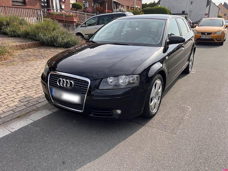 Schwarz Gebraucht 2006 Audi A3 Sportback Ambition Kombi | 4.199 € (Fairer Preis) - Bild 1/4