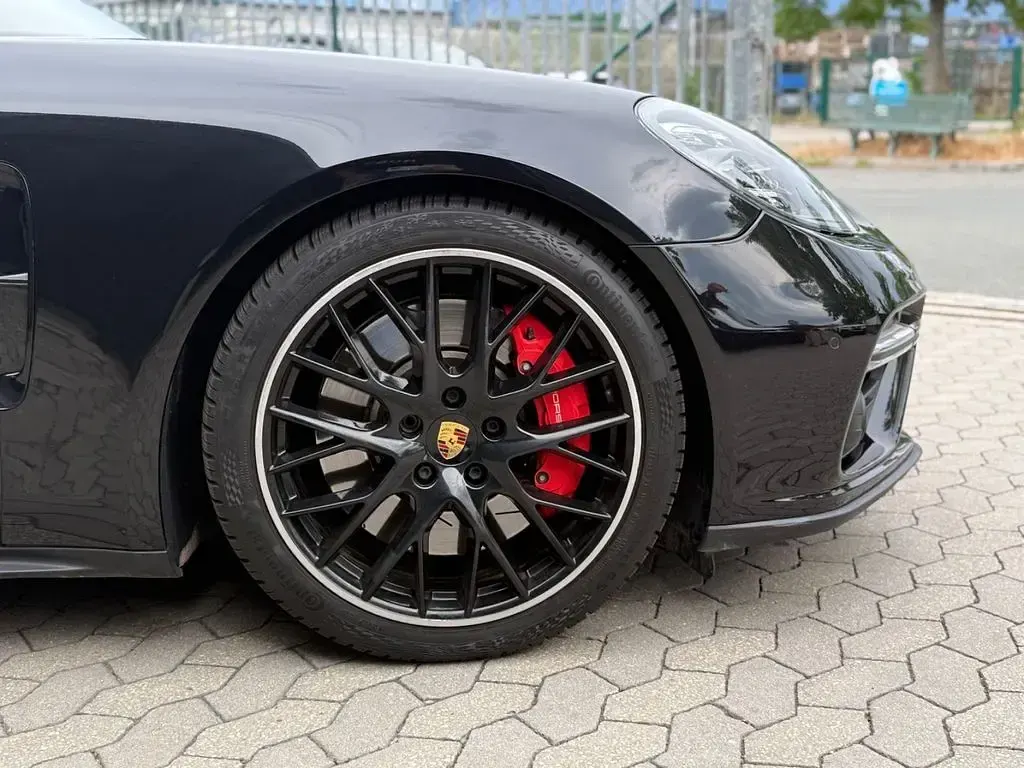 Gebraucht Porsche Panamera Turbo 549 PS (403 kW) 2017 Schwarz Kleinwagen