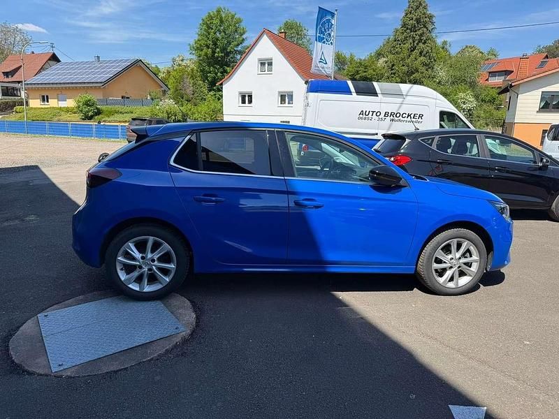 Gebraucht Opel Corsa Elegance 101 PS (74 kW) 2023 Lackierung voltaic blue met Kleinwagen