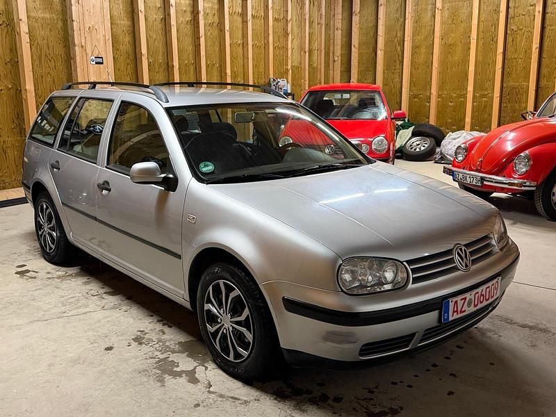 Silber Gebraucht 2001 VW Golf IV Kombi | 1.695 € (Guter Preis) - Bild 1/4