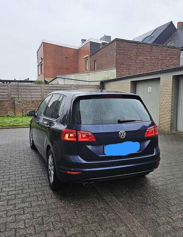 Gebraucht VW Golf VII LOUNGE 150 PS (110 kW) 2015 Kombi