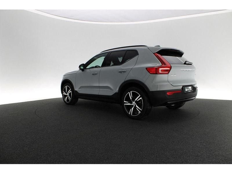 Gebraucht Volvo XC40 Plus 197 PS (144 kW) 2025 Grau SUV