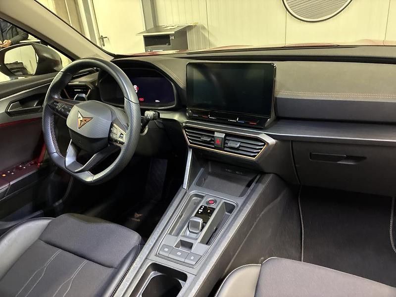 Gebraucht Cupra Formentor 150 PS (110 kW) 2024 Rot SUV