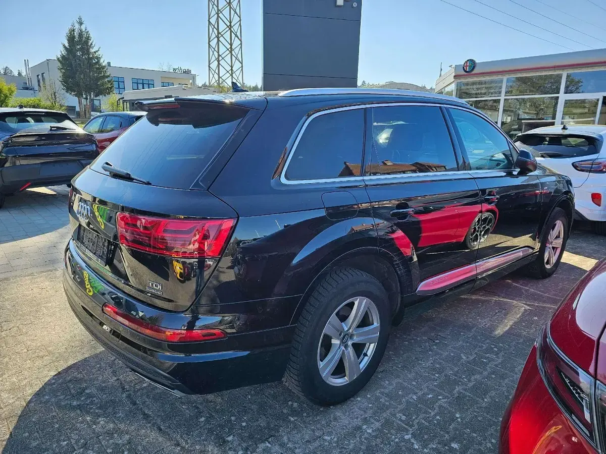 Gebraucht Audi Q7 Design 272 PS (200 kW) 2015 Schwarz SUV