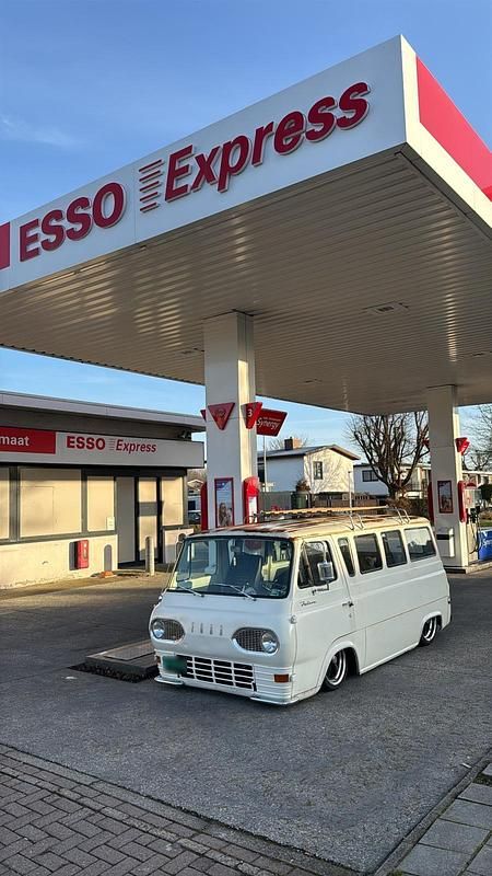 Gebraucht Ford V8 185 PS (136 kW) 1962 Weiß Van