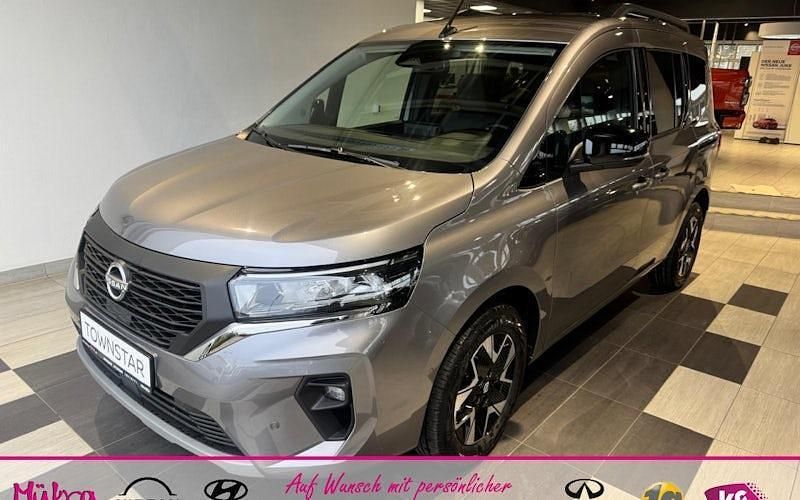 Grau Neu 2025 Nissan Townstar N-Connecta Van / Kleinbus | 33.280 € - Bild 1/4
