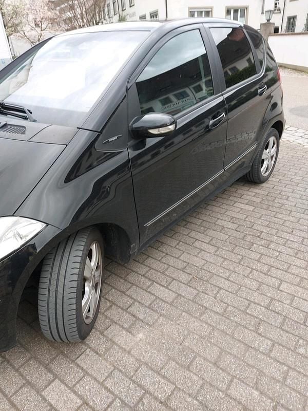 Gebraucht Mercedes A150 95 PS (69 kW) 2006 Schwarz Kleinwagen