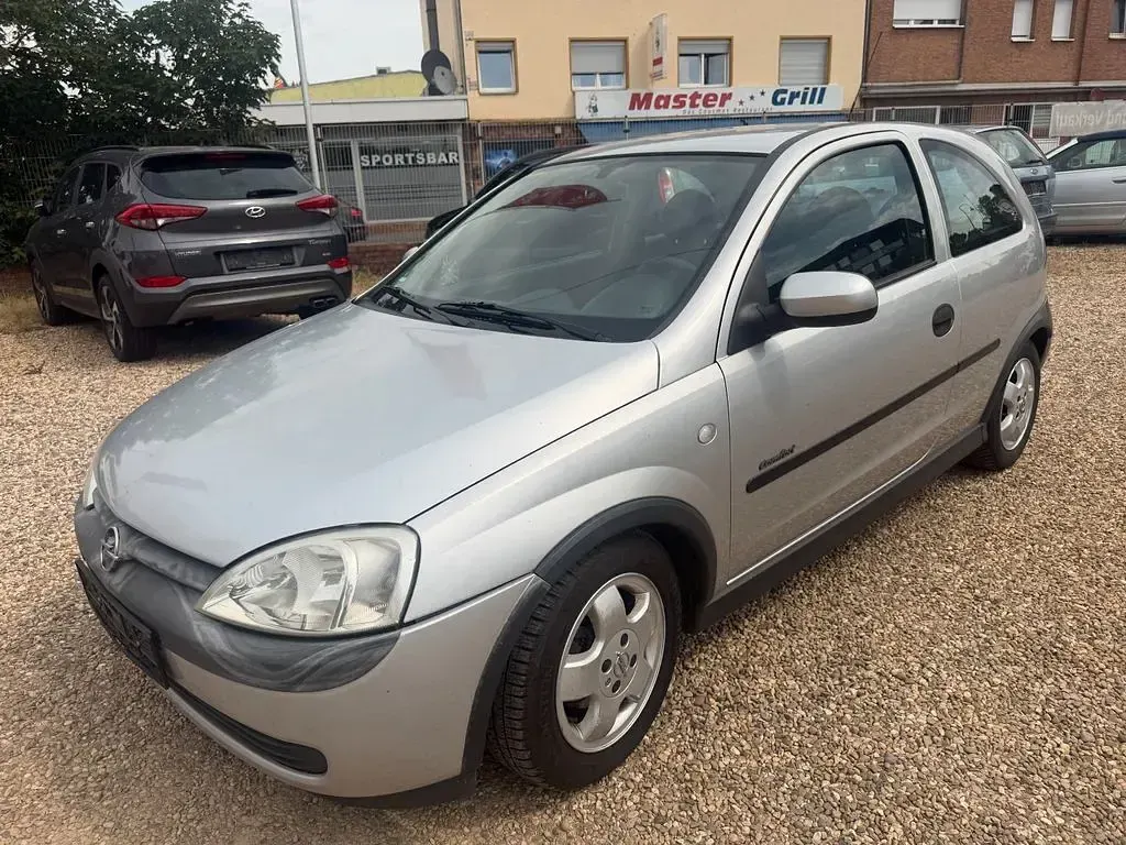 Gebraucht Opel Corsa Njoy 58 PS (42 kW) 2002 Silber Kleinwagen
