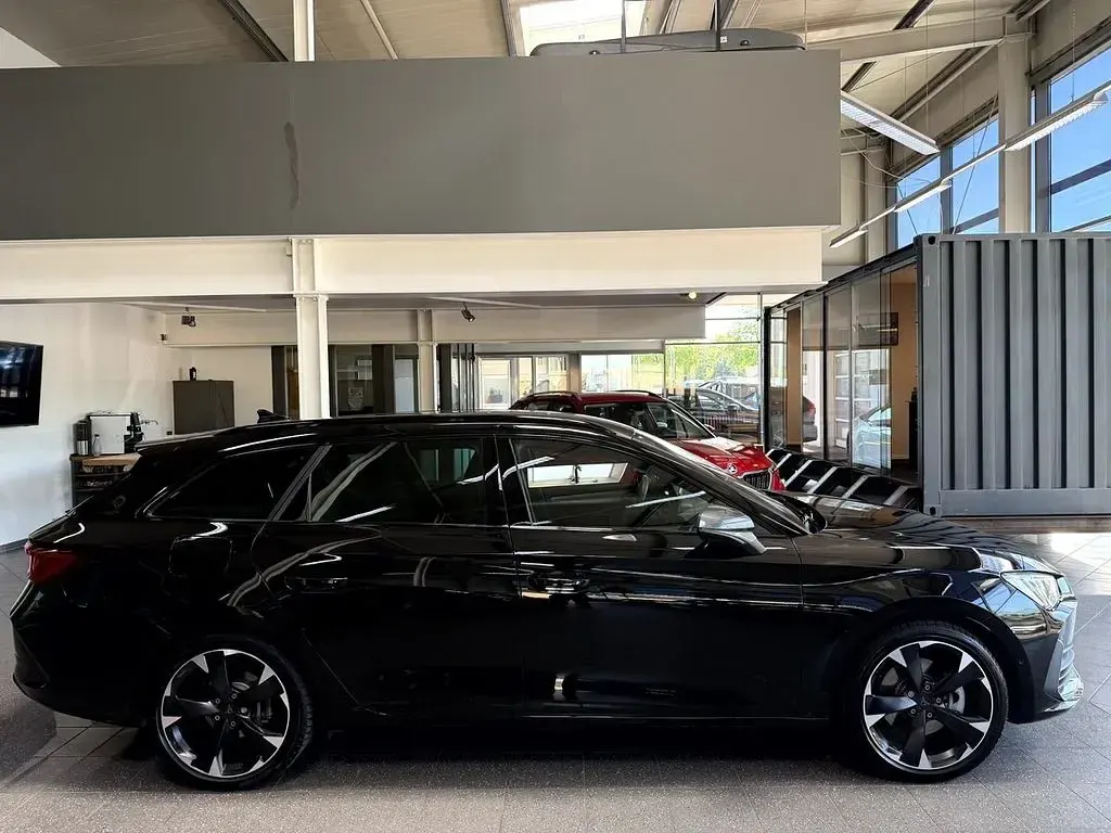 Gebraucht Cupra Leon 204 PS (150 kW) 2023 Mitternachtsschwarz Kombi