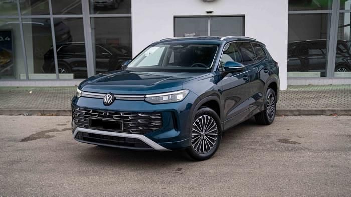 Neu VW Tayron Elegance 193 PS (141 kW) 2025 Blau, nightshade blue metallic (v2) SUV