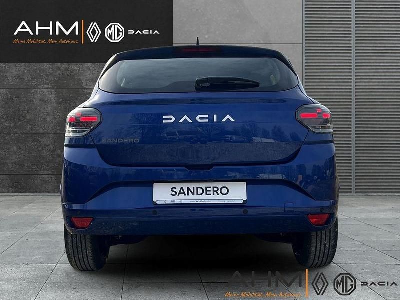 Neu Dacia Sandero Expression 101 PS (74 kW) 2026 Blau Limousine