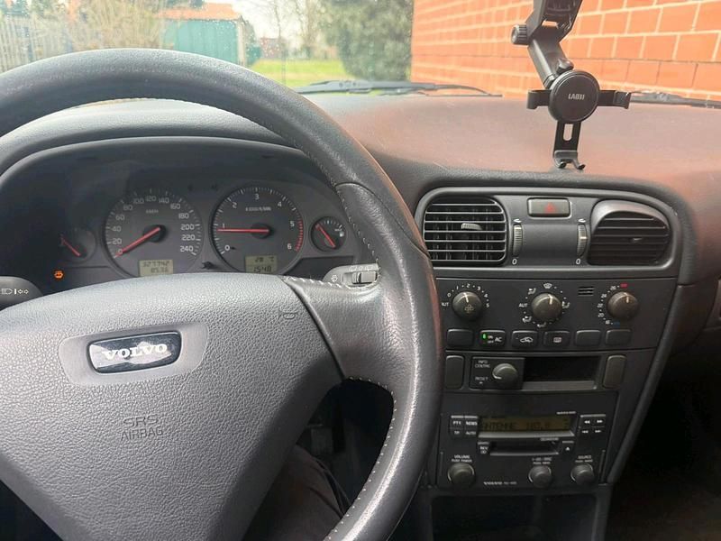 Gebraucht Volvo V40 2002 Blau Kombi