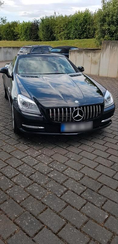 Gebraucht Mercedes SLK200 184 PS (135 kW) 2011 Schwarz Cabrio