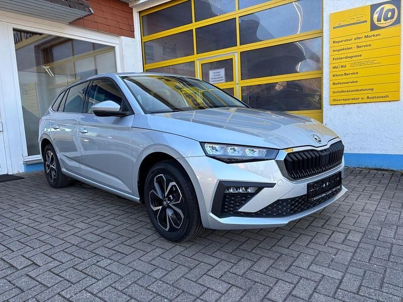 Gebraucht Skoda Scala 116 PS (85 kW) 2025 Silber Kleinwagen