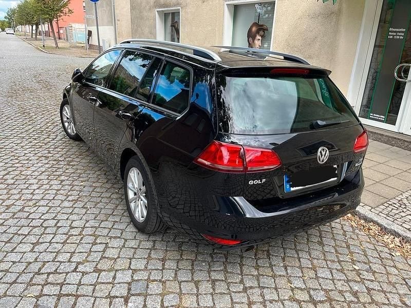 Gebraucht 2015 VW Golf VII LOUNGE Kombi | 9.999 € (Fairer Preis) - Bild 1/4