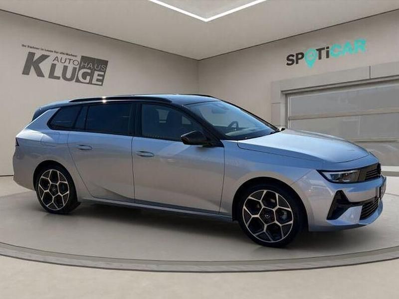 Gebraucht Opel Astra Ultimate 131 PS (96 kW) 2024 Kristall silber (metallic) Kombi