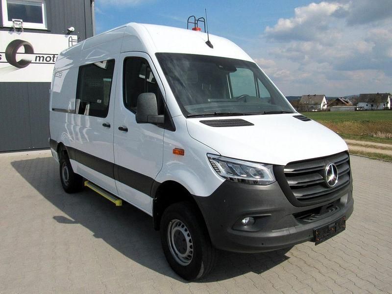 Gebraucht Mercedes Sprinter 163 PS (119 kW) 2019 Weiß Van