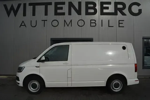 Second-hand VW Transporter 150 CP (110 kW) 2019 Alb Van