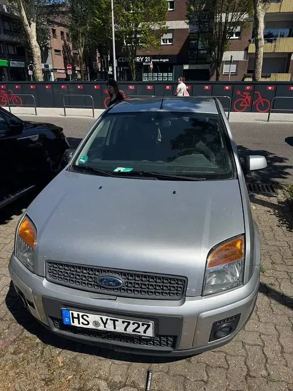 Gebraucht Ford Fusion 90 PS (66 kW) 2006 Silber Kleinwagen