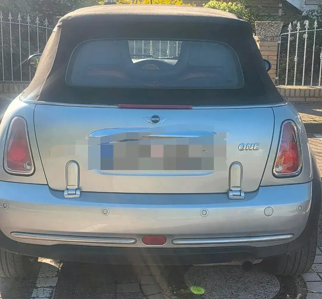 Käytetty Mini Cooper 105 HP (77 kW) 2004 Hopea Viistoperä