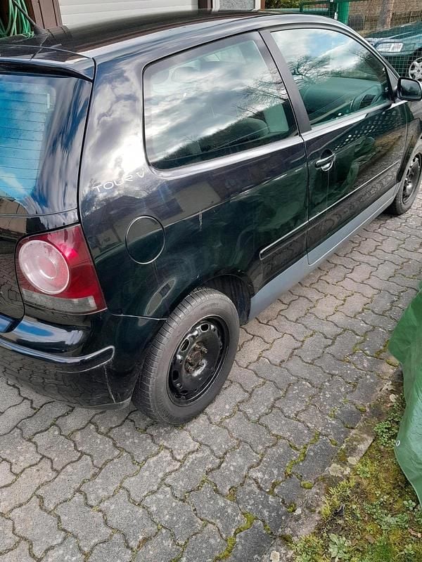 Gebraucht VW Polo 60 PS (44 kW) 2007 Schwarz Kleinwagen