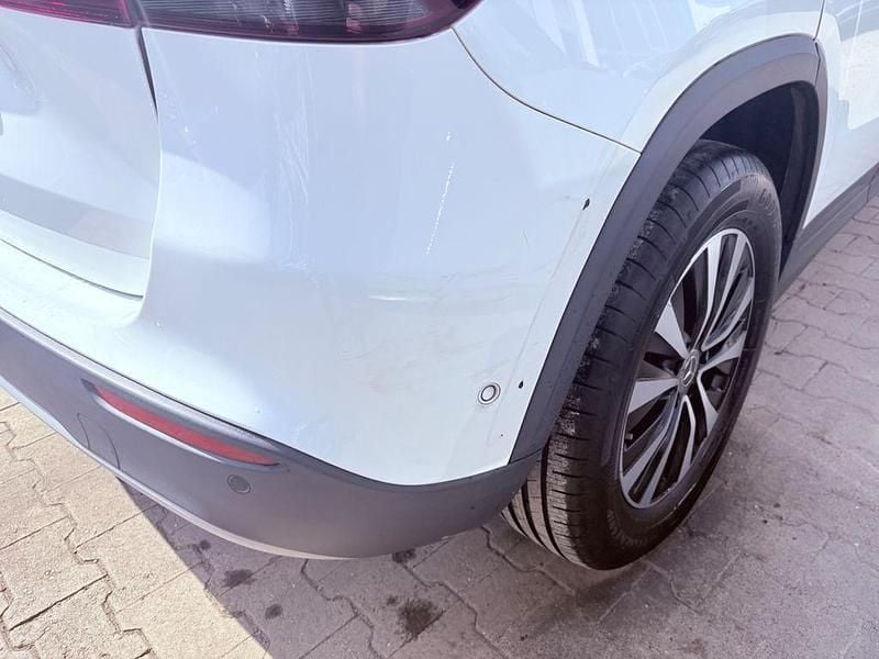 Gebraucht Mercedes GLA200 163 PS (119 kW) 2021 Weiß SUV