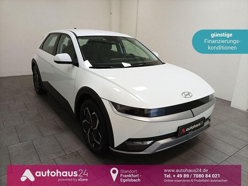 Weiß Gebraucht 2021 Hyundai Ioniq 6 Dynamiq Limousine | 20.670 € (Fairer Preis) - Bild 1/4