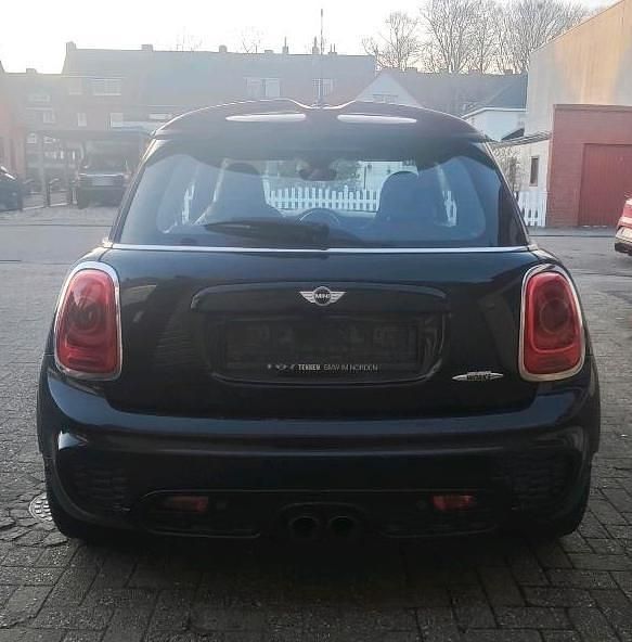 Gebraucht Mini John Cooper Works 231 PS (169 kW) 2016 Schwarz Kleinwagen