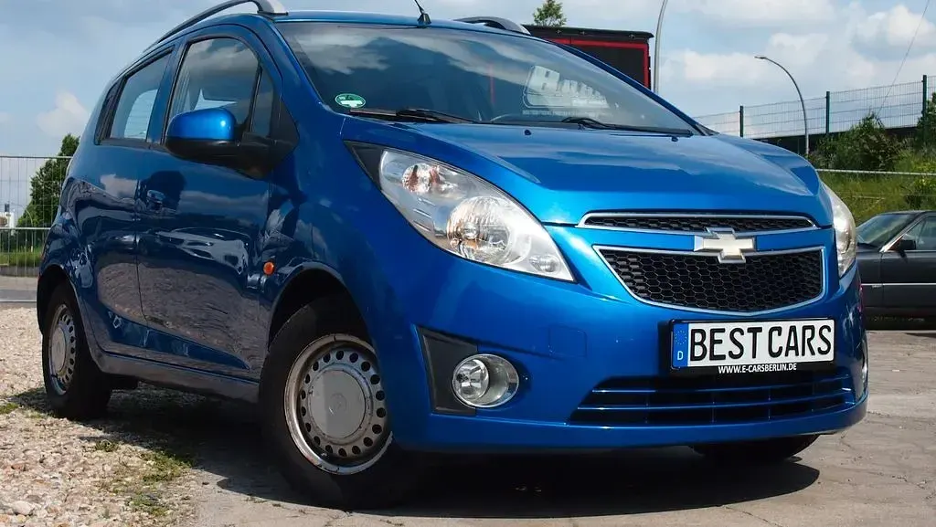 Gebraucht Chevrolet Spark LS 82 PS (60 kW) 2011 Blau Kleinwagen