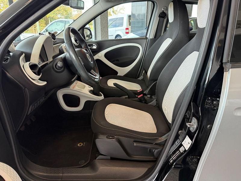 Gebraucht Smart ForFour 71 PS (52 kW) 2017 Silber Kleinwagen