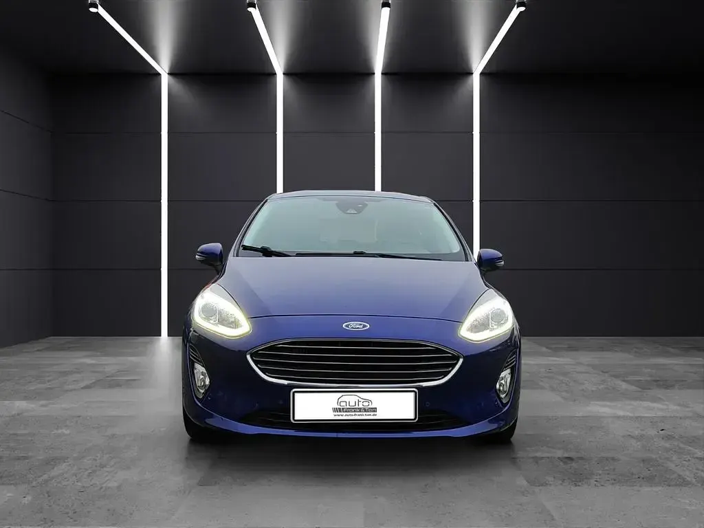 Gebraucht Ford Fiesta Titanium 155 PS (114 kW) 2017 Blau Kleinwagen