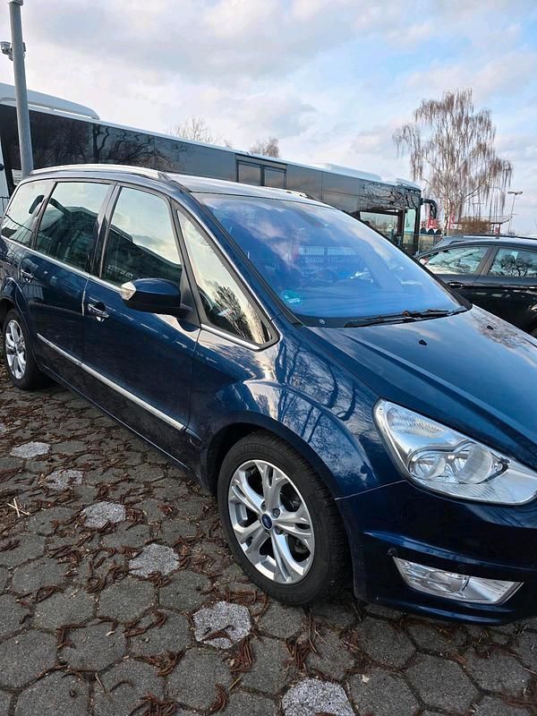Gebraucht Ford Galaxy Titanium 203 PS (149 kW) 2014 Blau Van / Kleinbus