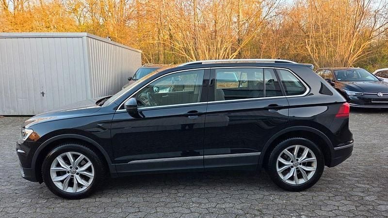 Gebraucht VW Tiguan Highline 150 PS (110 kW) 2018 Schwarz SUV