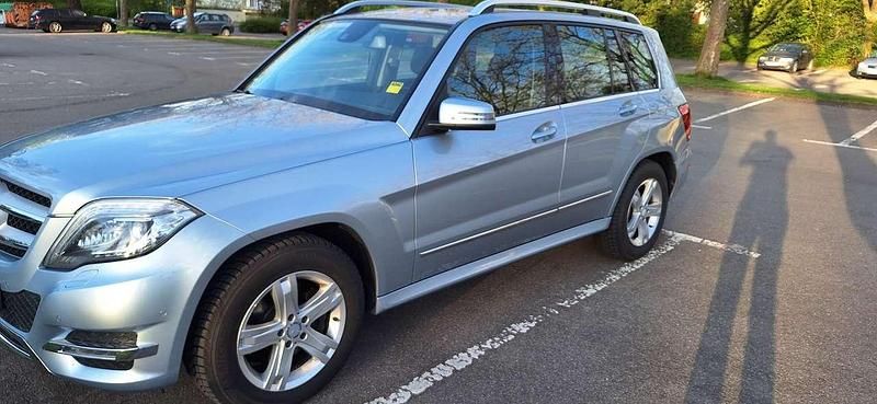 Silber Gebraucht 2013 Mercedes GLK220 SUV | 20.900 € (Teuer) - Bild 1/4