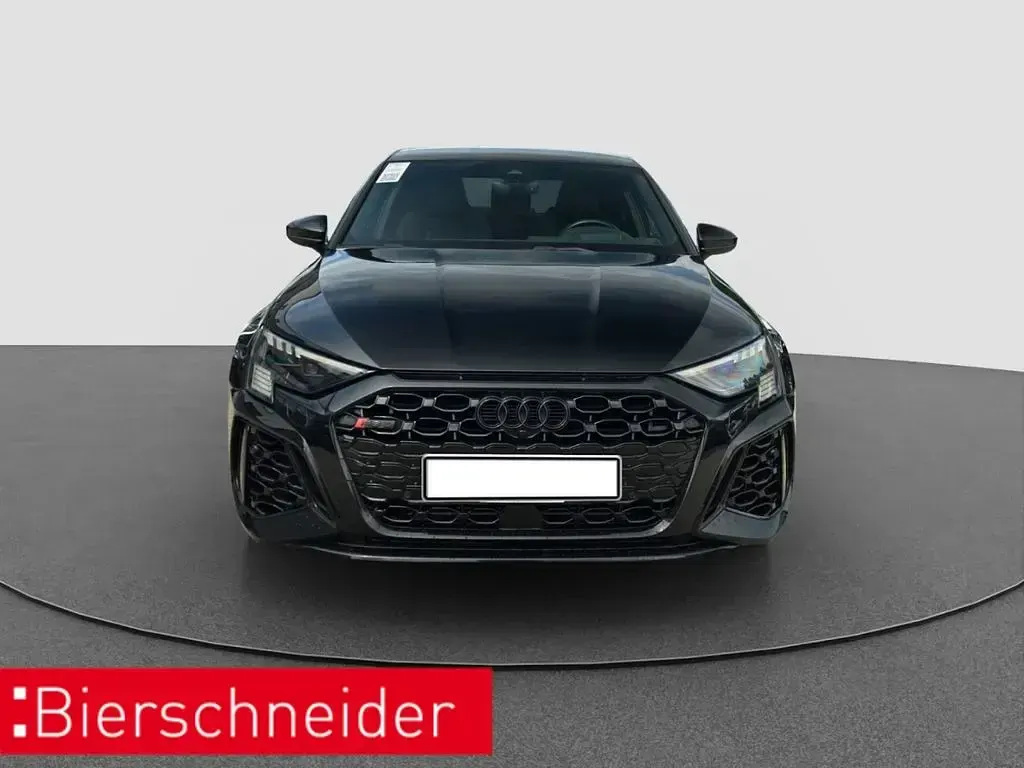 Gebraucht Audi RS3 Sport 400 PS (294 kW) 2022 Schwarz Limousine